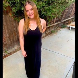 Selling a cute maxi dress with slit on the side!
